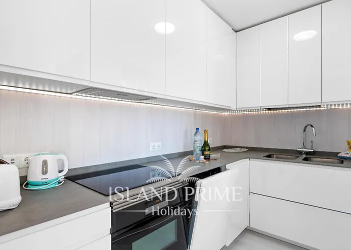 Amazing Sea & Marina Views With Golf Views In Heated Pool Complex Aq846 Appartamento